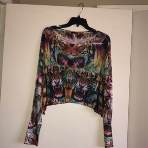Long sleeve crop top shirt